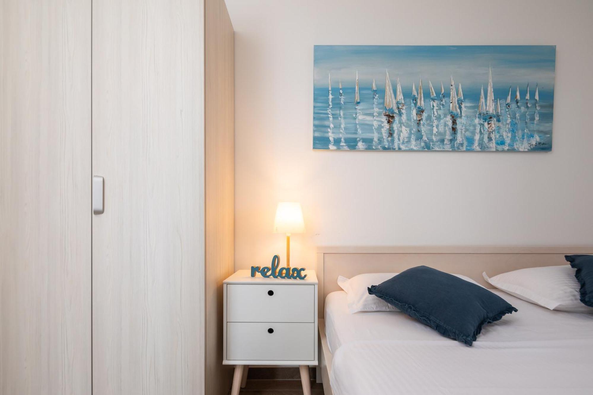Epetium Beach Villa Split Ngoại thất bức ảnh