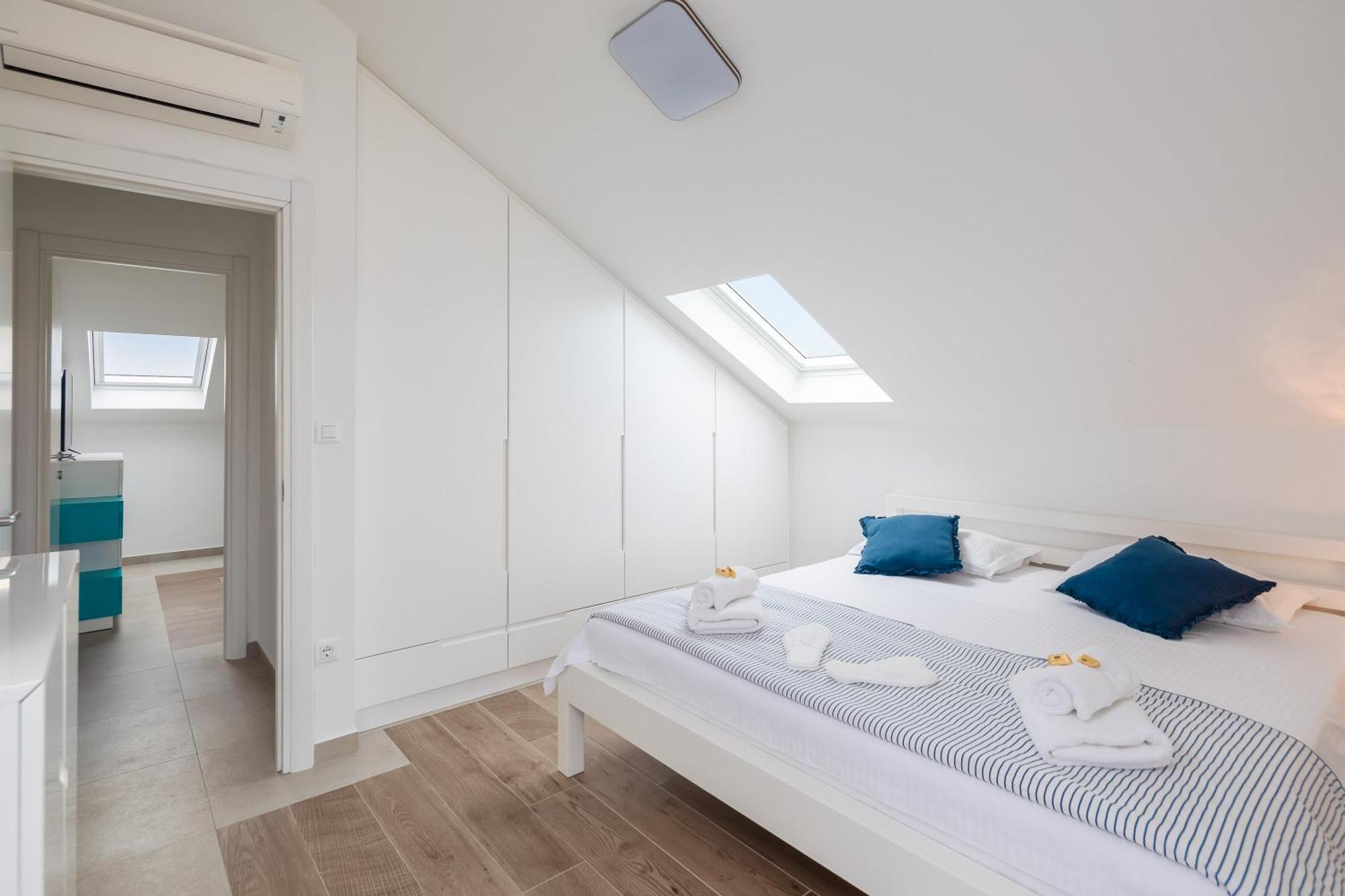 Epetium Beach Villa Split Ngoại thất bức ảnh